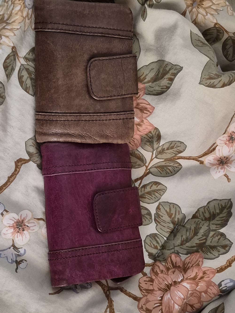 Fossil Leather Long Live Vintage Bifold Wallets - Brown & Plum - Picture 3 of 3